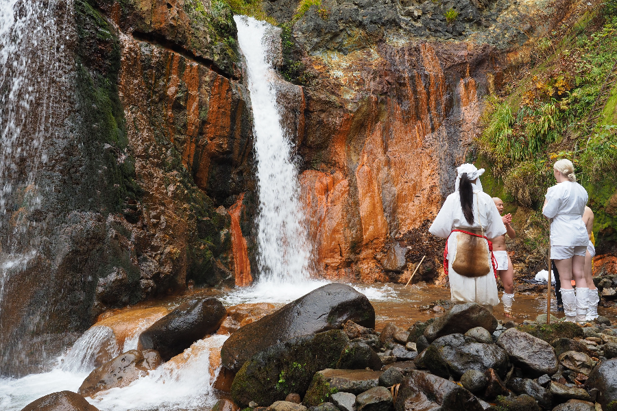 Entraînement de la cascade du mont Yudono - ©DEGAM Tsuruoka Tourism Bureau