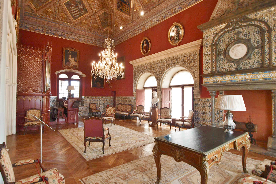 Museu Condes de Castro Guimarães