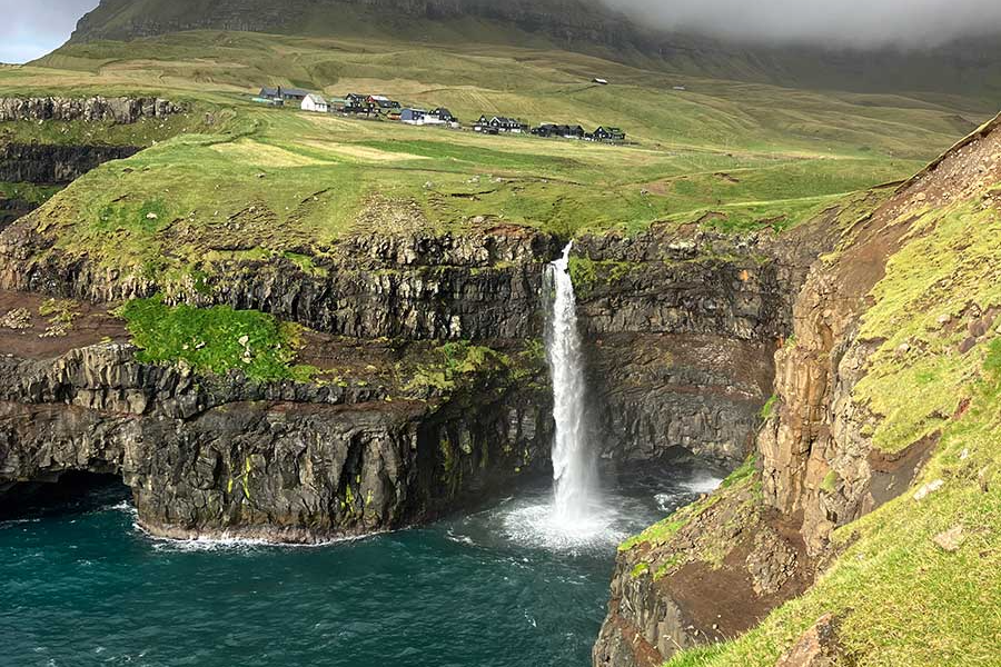  - ©FAROE TREKKING