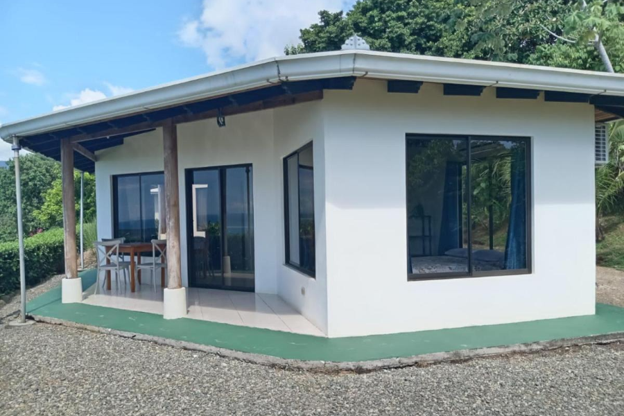 BALLENA PARAISO LODGE