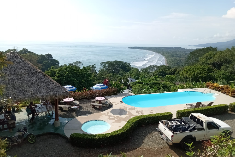 BALLENA PARAISO LODGE