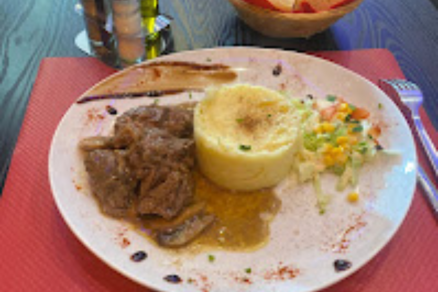 PLAT-RESTAURATION - ©FR