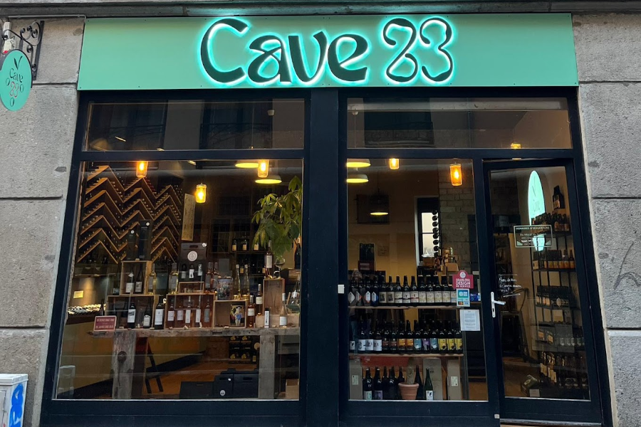 CAVE 23