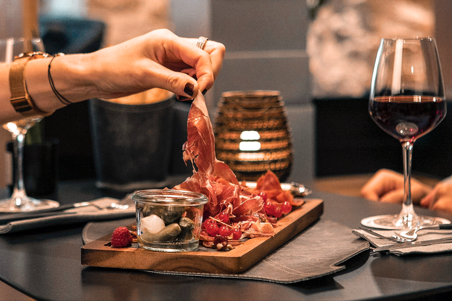 LE BISTROT DES PRÉS VERTS
