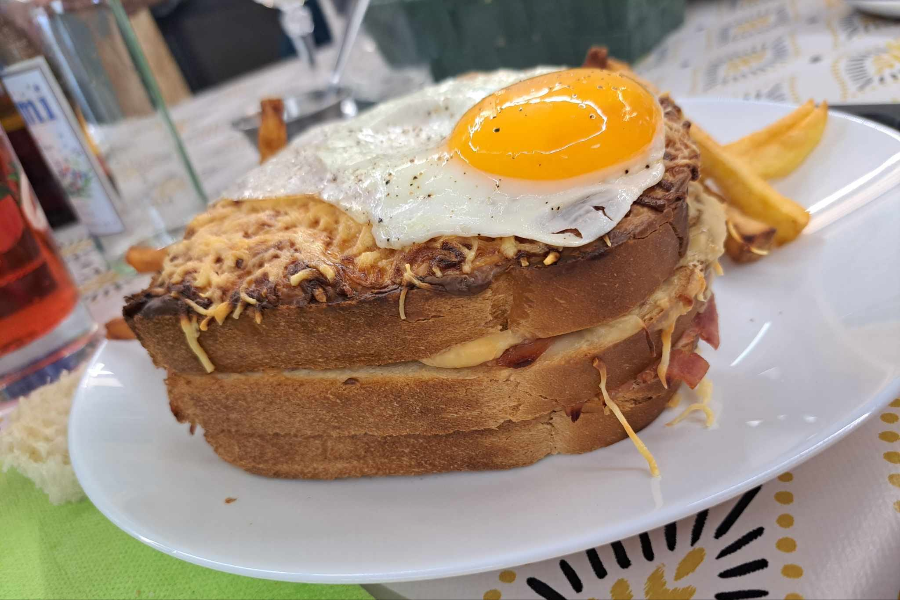 GUINGUETTE DE LA GRENOUILLE