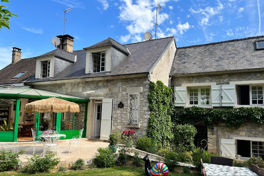 LE MAS DE RETHEUIL