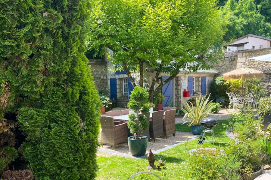LE MAS DE RETHEUIL