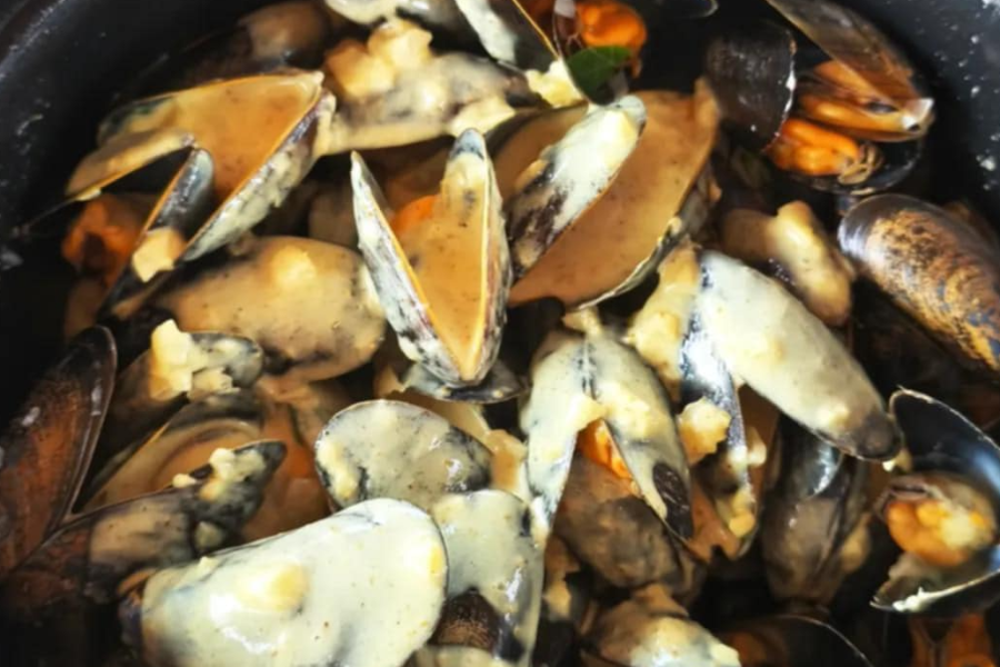 La Moulette, restaurant cabane de moules-frites au Verdon sur Mer