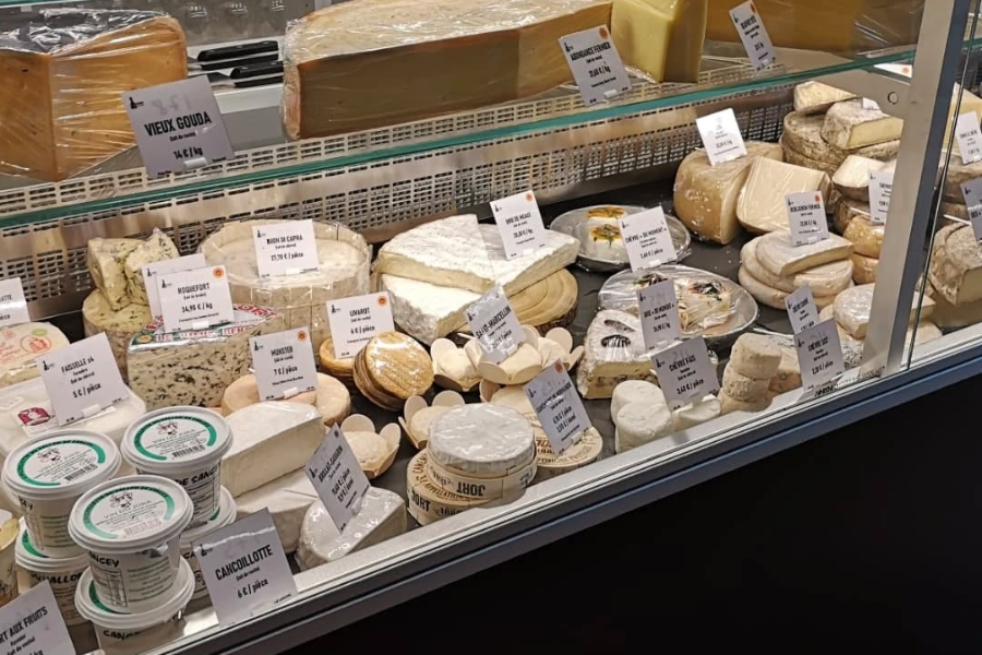 FROMAGES ET BREUVAGES