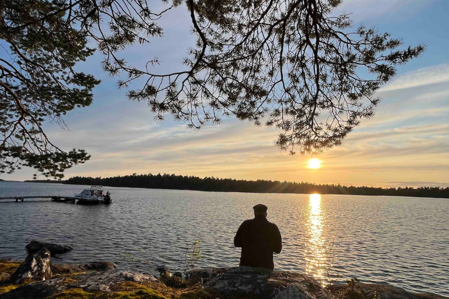 Midnight sun boat cruises