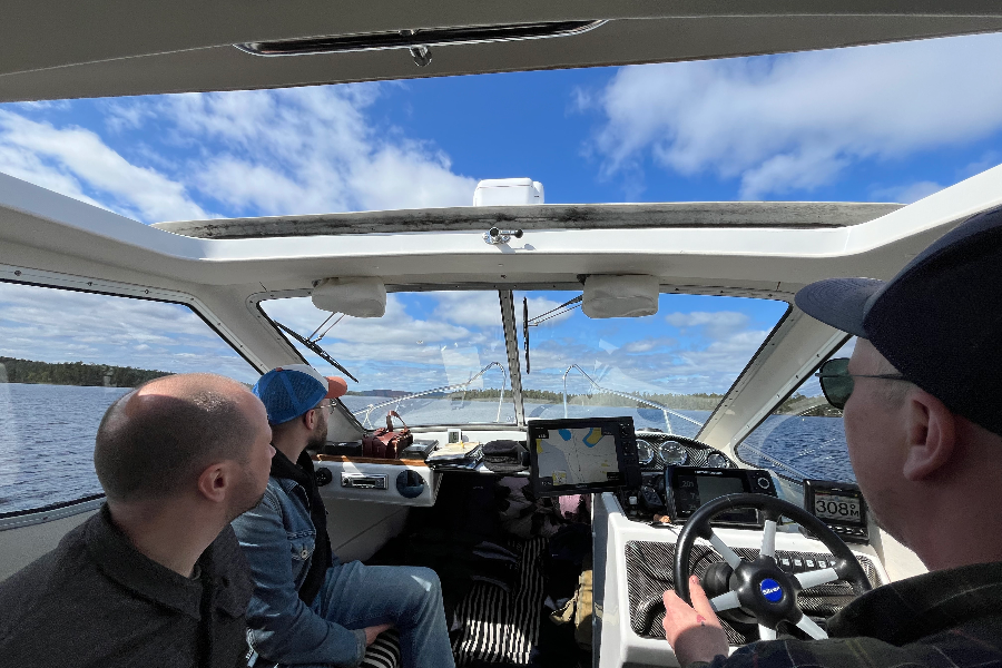 Private boat tours & fishing trips to Lake Inari