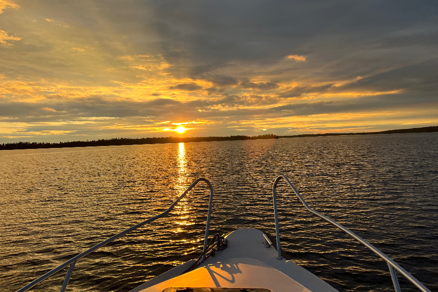 Midnight sun cruise