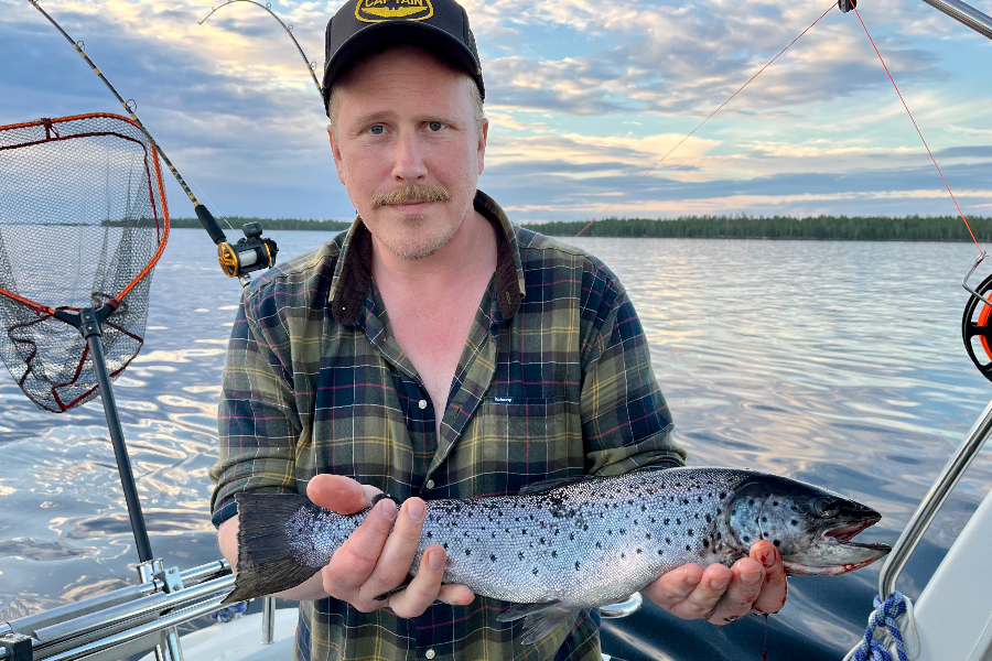 Fishing tours by boat & foot - always with a private local guide