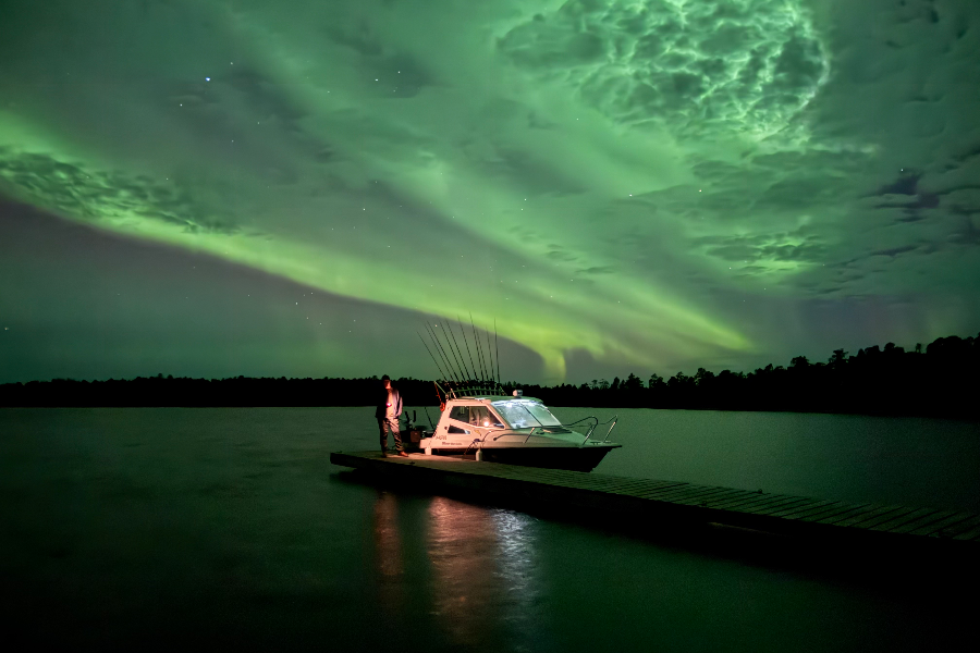 Private aurora hunting tours - always with a local expert
