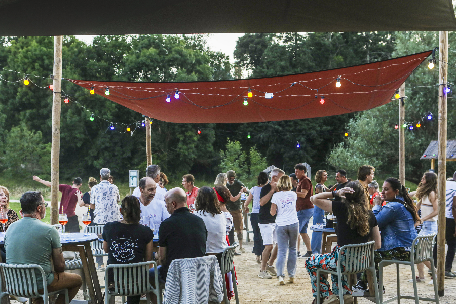 Soirée dansante à la Base Guinguette