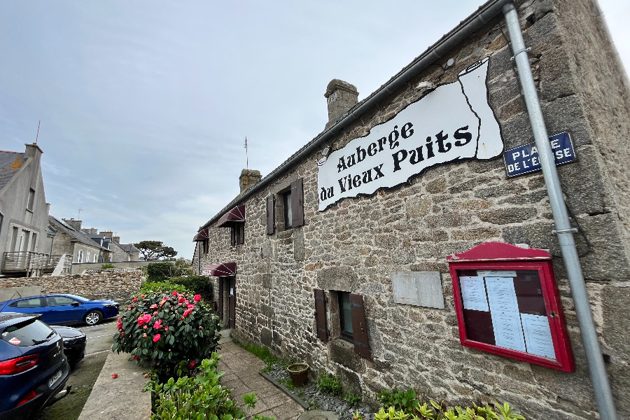 Restaurant Au Vieux Puits à Lampaul-Plouarzel.