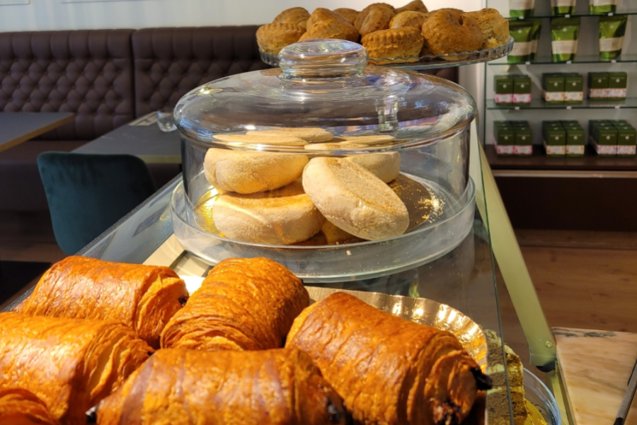Comptoir de Le Merveilleux Saralat