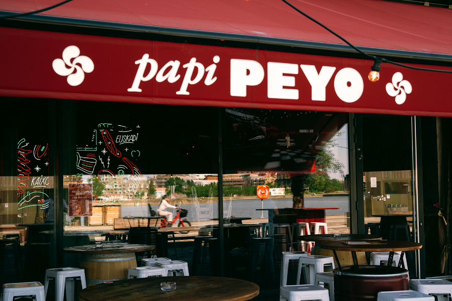 PAPI PEYO