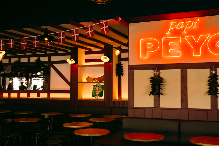 PAPI PEYO