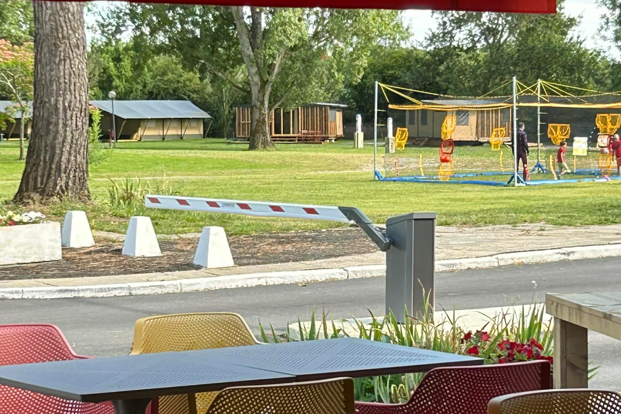 CAMPING SAINTES GRANDES RIVES