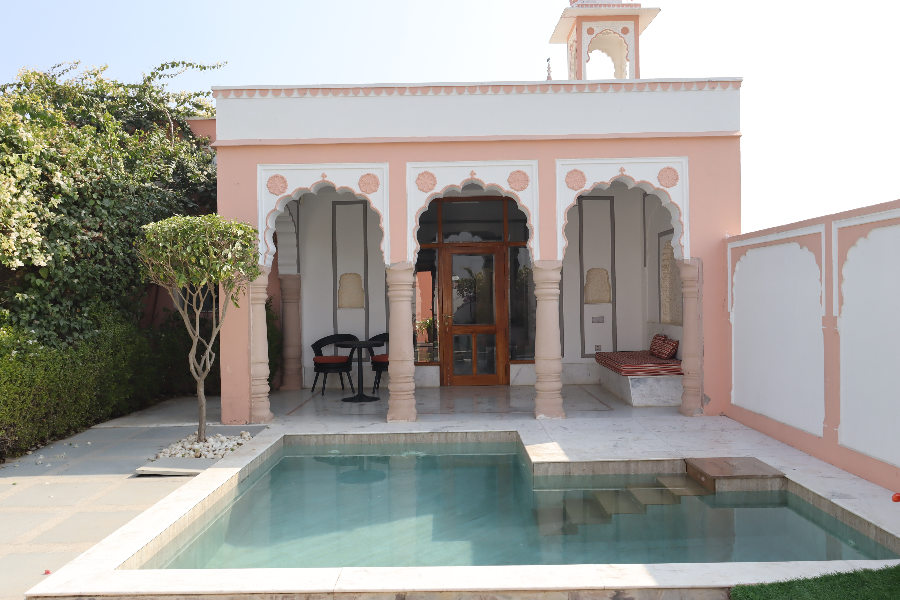 Royal Villa Suite With Private Swimming Pool & Garden