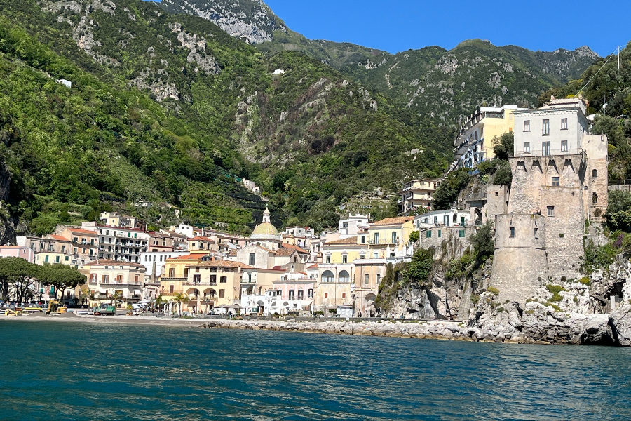 HÔTE ITALIA