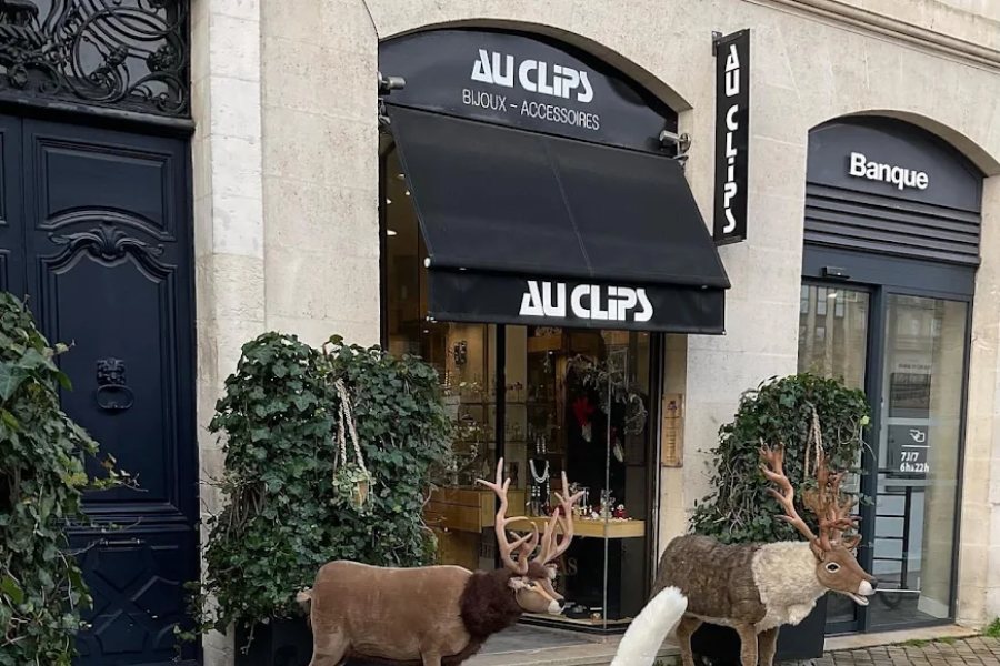 AU CLIPS