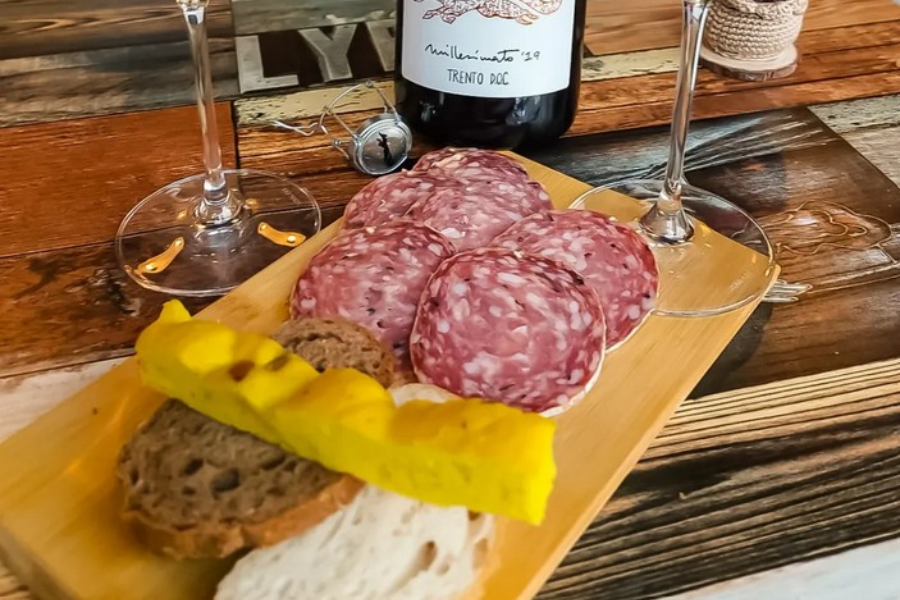 TAVERNA BICÈR