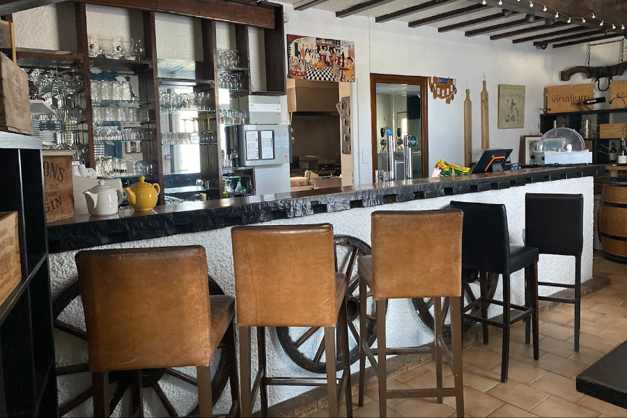 L'AUBERGE CAMPAGNARDE