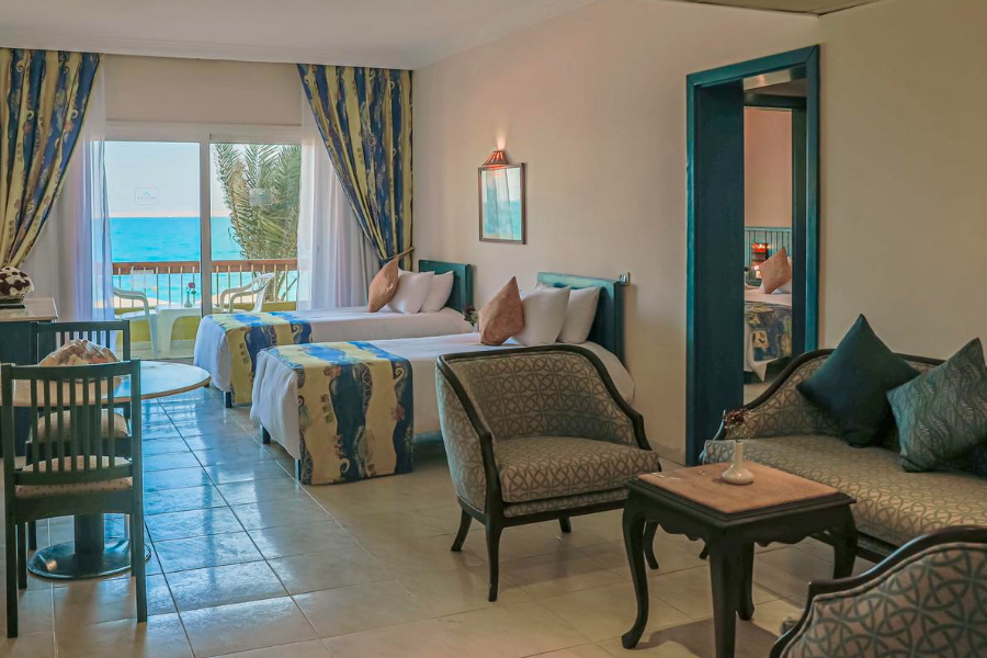 PALM BEACH RESORT