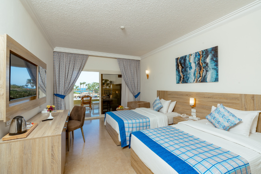 PALM BEACH RESORT