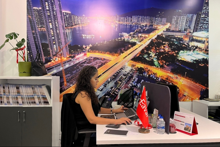 Resevation Desk