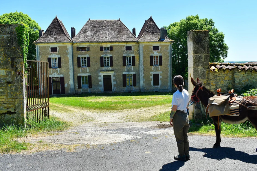 Chateau de la côte -Varaignes-