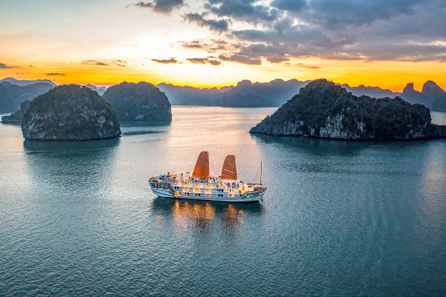 INDOCHINE GRAND CRUISE