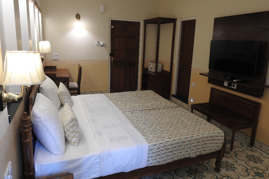 HOTEL JAI NIWAS