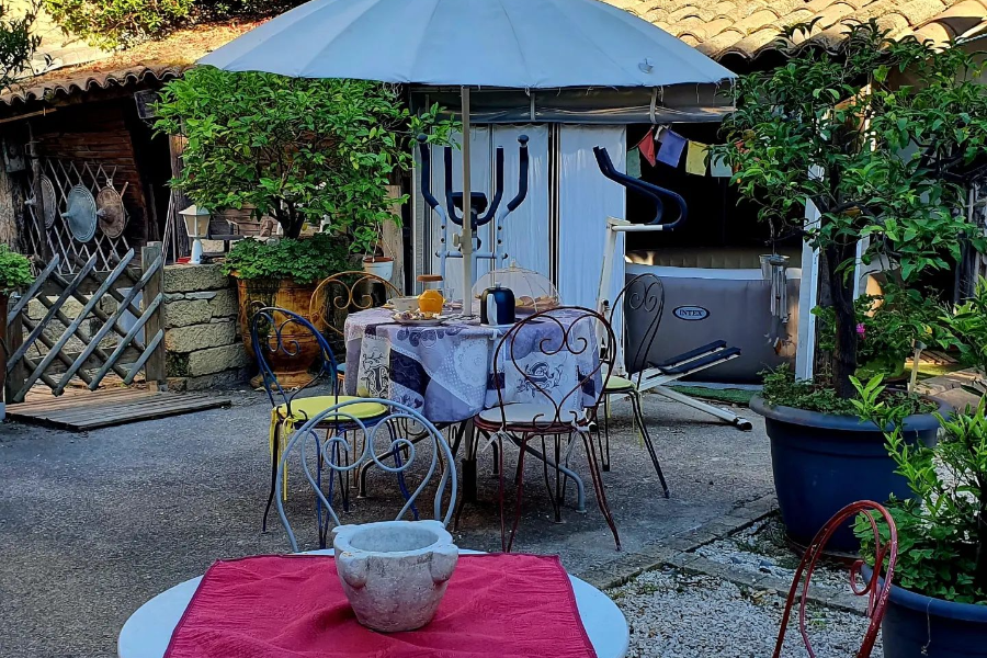 LE CLOS DES ARAMONS