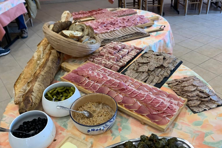 L'AUBERGE DES QUATRE SAISONS