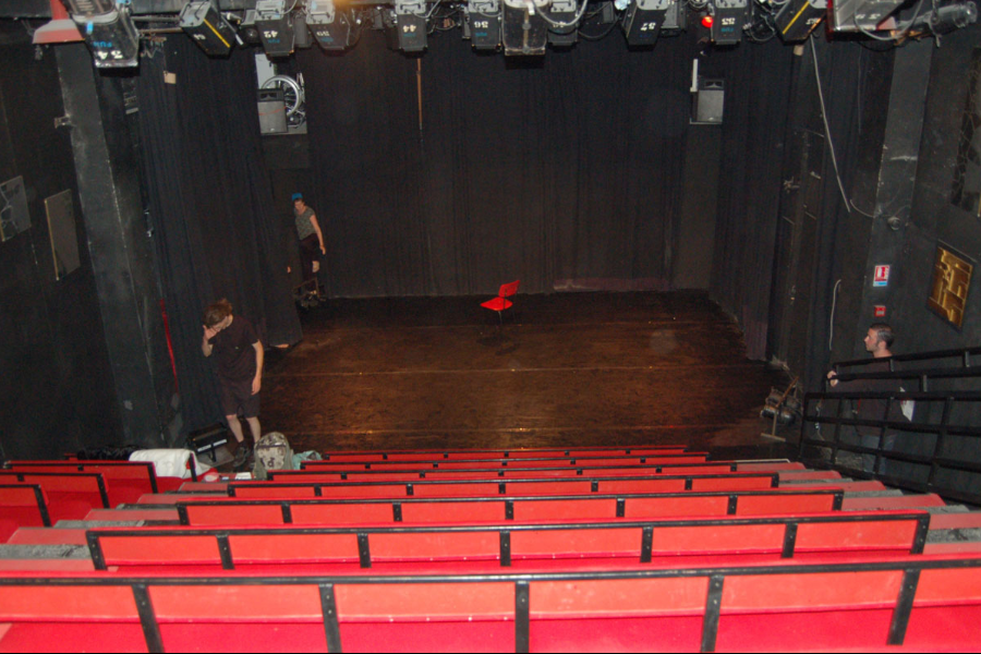 LAURETTE THEATRE AVIGNON