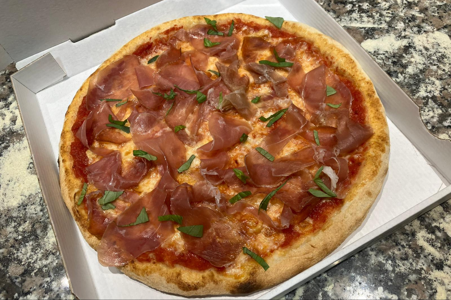MEZZALUNA TRATTORIA