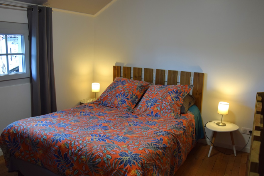 La chambre du gîte (lit 140)linge inclus