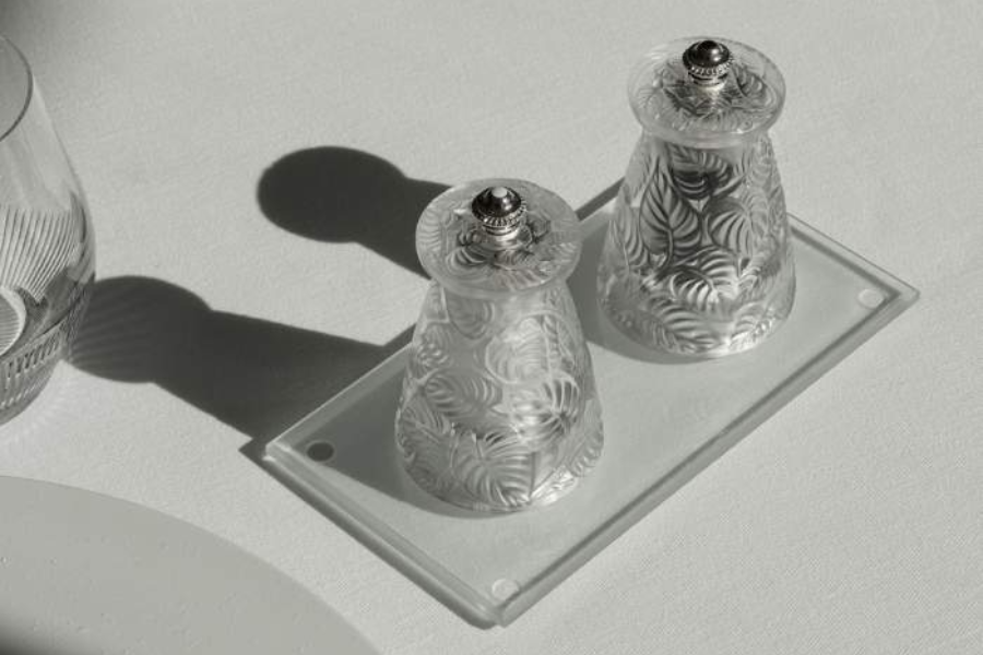 Villa René Lalique  vaisselle