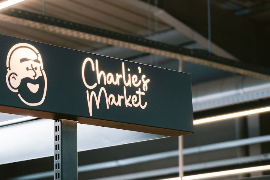 CHARLIE'S MARKET