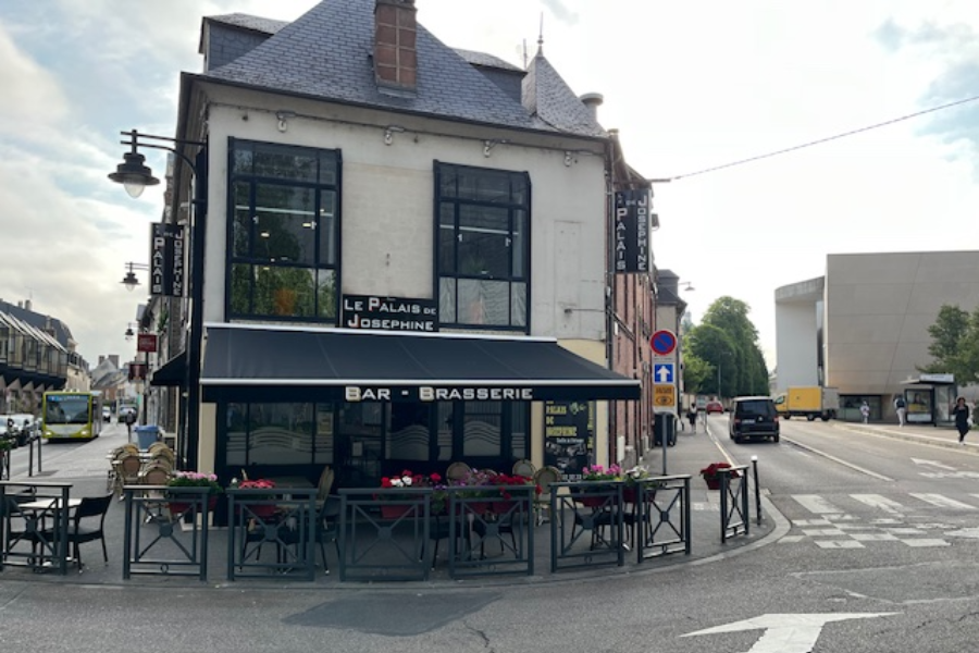 LE PALAIS DE JOSEPHINE