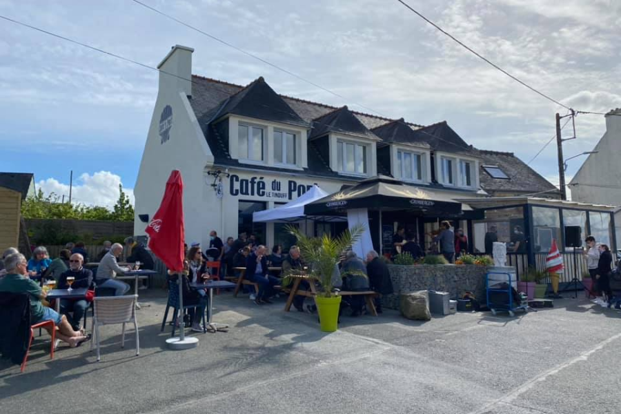 CAFÉ DU PORT - LE TINDUFF