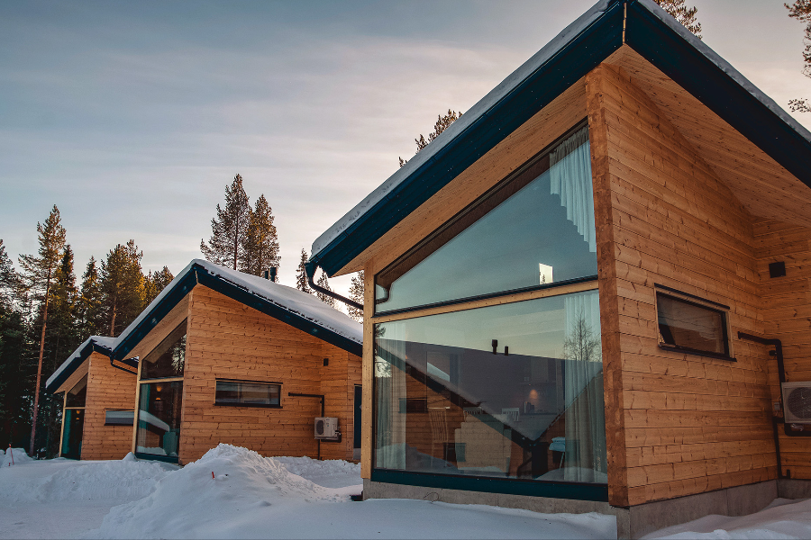 SUNDAY MORNING RESORT