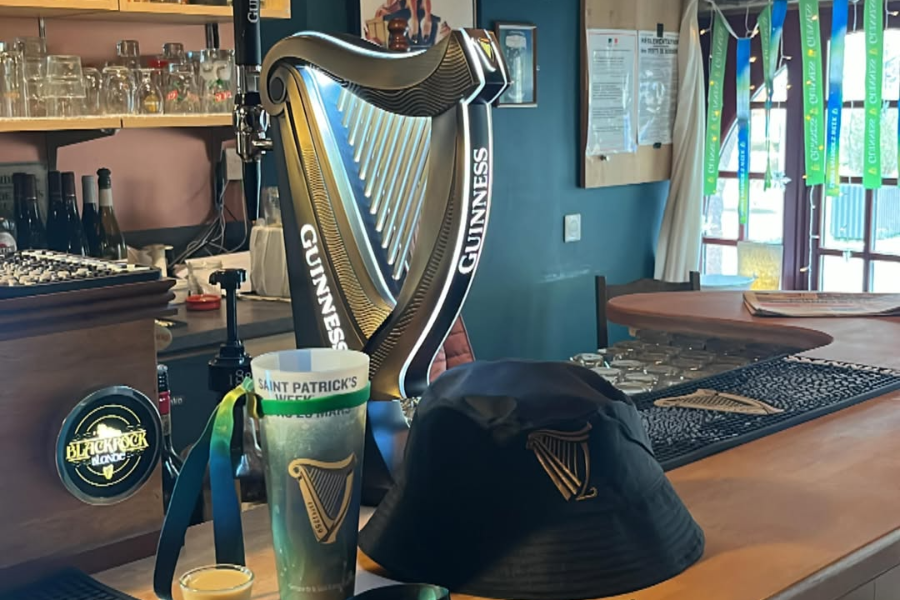 BLACKROCK IRISH PUB