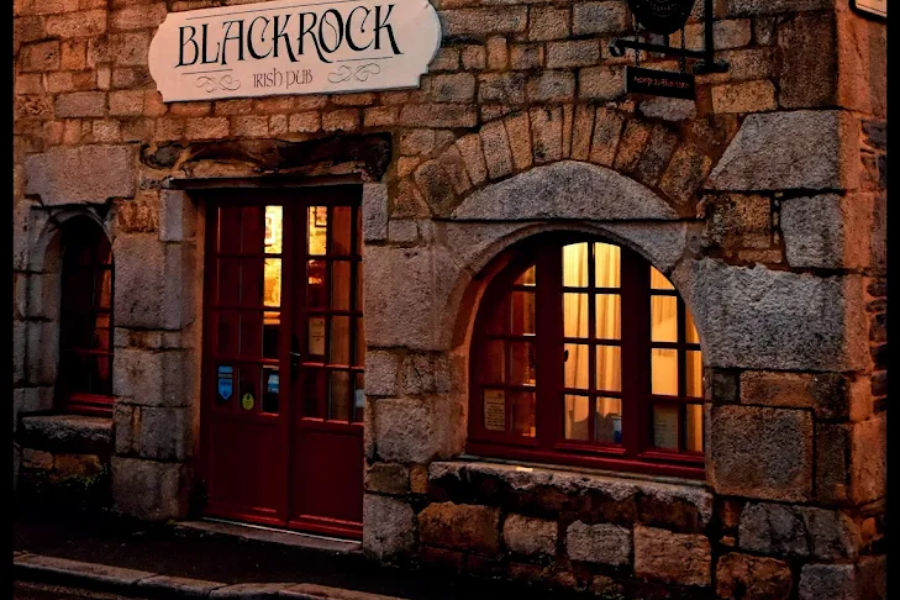 BLACKROCK IRISH PUB