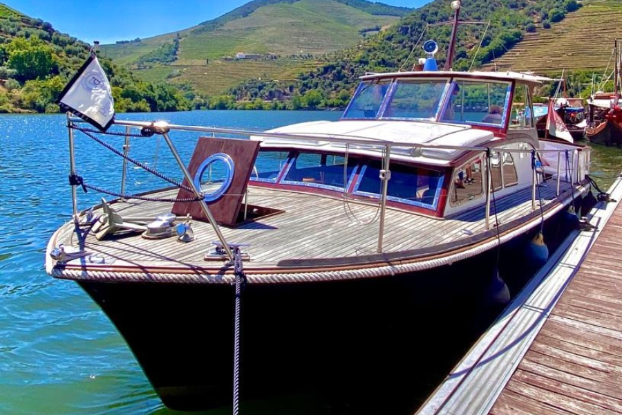 PIPADOURO - VINTAGE WINE TRAVEL