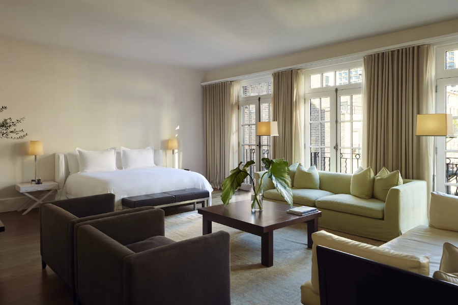 THE MERCER
