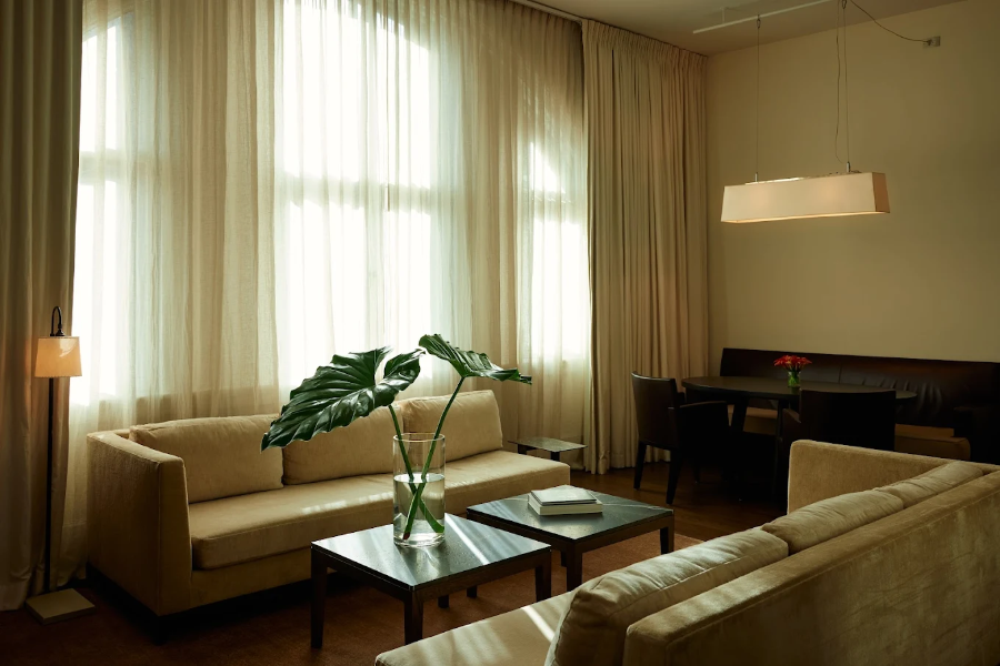 THE MERCER